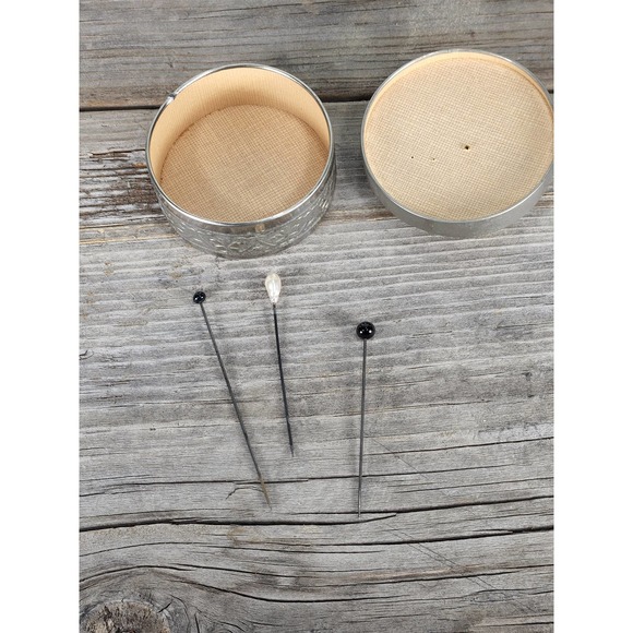 VINTAGE Silver Pin Cushion Sewing Box WW2 US Zone Germany Chased Silver 835 - Picture 7 of 9